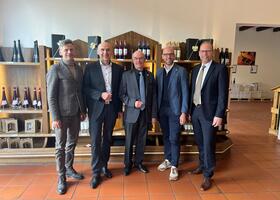 Einsatz für die Belange der genossenschaftlichen Weinwirtschaft: André Weltz, Frank Jentzer, Henning Seibert, Cornelius Lauter und Dr. Christian Weseloh (von links). 