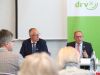 Bei einer Pressekonferenz zum Beginn des Raiffeisentages sprachen Hauptgeschäftsführer Dr. Henning Ehlers (links) und DRV-Präsident Franz-Josef Holzenkamp über aktuelle agrarpolitische Entwicklungen.